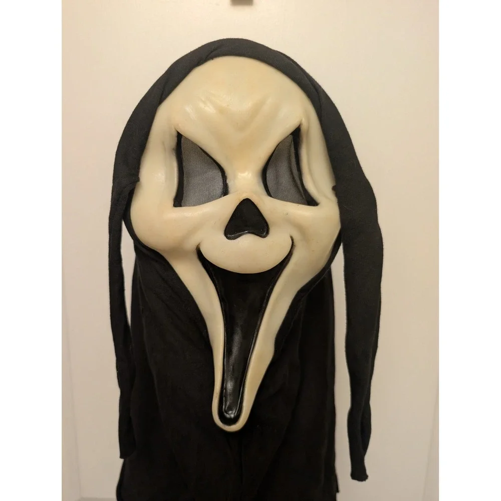 Vintage 90s Fun World Scream Mask Horror Movie Halloween Costume Accessory